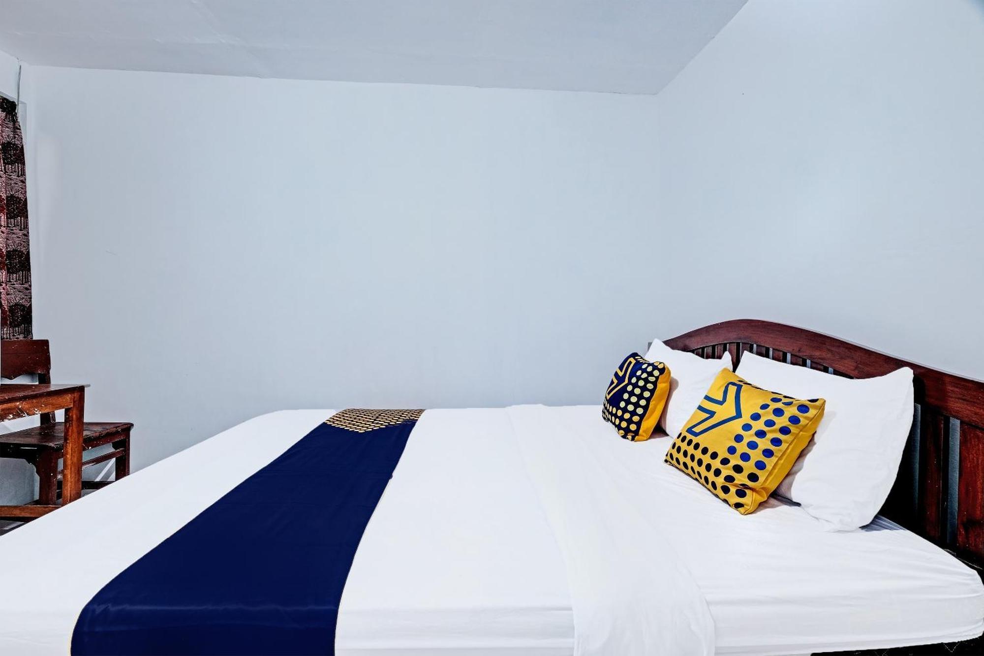 Spot On 91916 Joglo Doyong Homestay Syariah Yogyakarta Extérieur photo