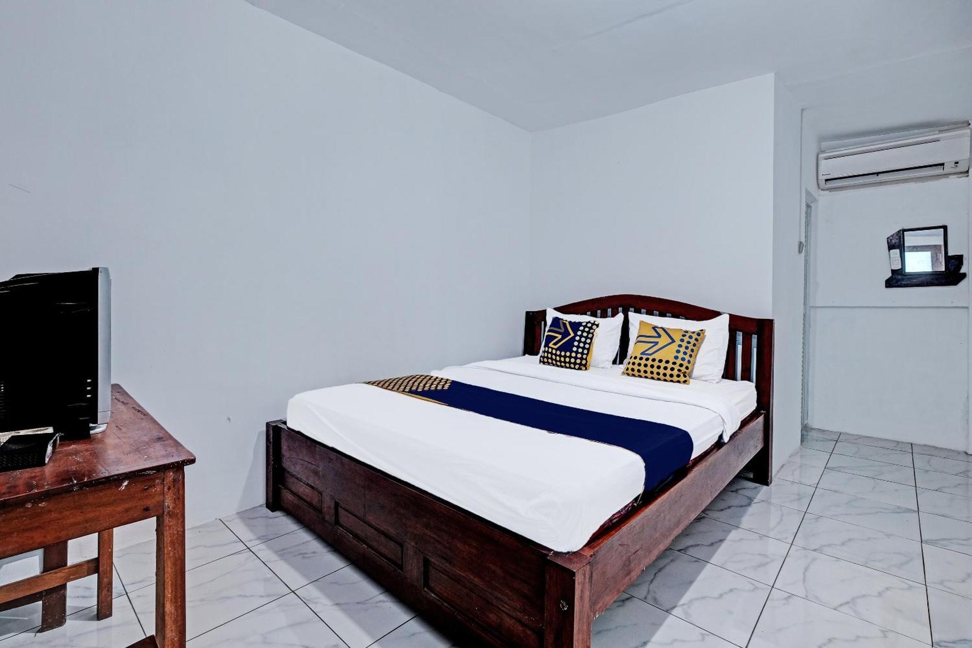 Spot On 91916 Joglo Doyong Homestay Syariah Yogyakarta Extérieur photo
